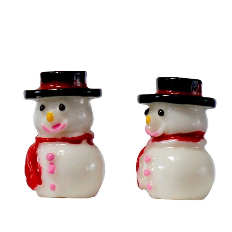 Moss Fairy Garden Micro Landscape Miniature Garden Fairy Garden Ornament Resin Christmas Hat Snow Doll Doll Diyassemble Small Fairy Garden Decoration Fairy Garden Accessories Toys Wholesale