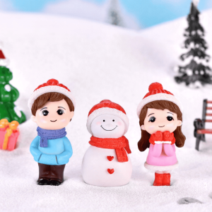 Winter Dress Lovers Snowman Boy Girl Studendt People Doll Toy Model Statue Figurine Ornament Miniatures Home Decor Wholesale Price Fairy Garden Supply Image From Fairy Garden Supplies