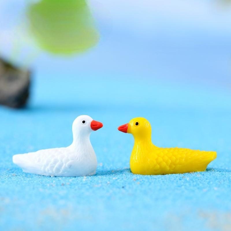 Modeling Animals Yellow Seagull Anime Figure Resin Cartoon Landscape Ornaments Creative Crafts Pendant Materials Figma Gifts Image From Fairy Garden Supplies