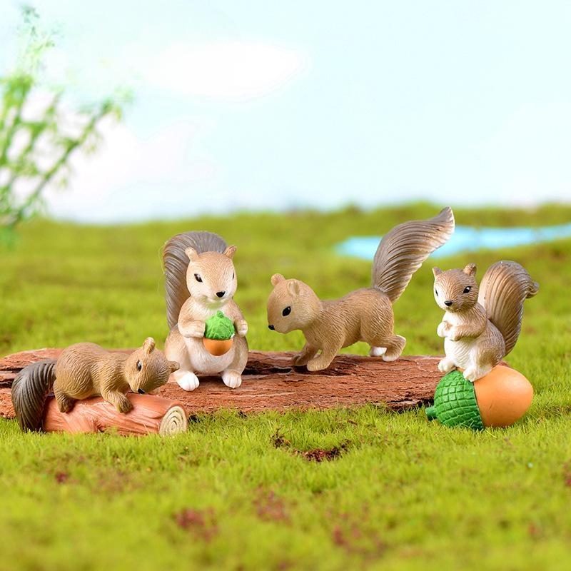 4Pcs Squirrel Family Miniature Figurine Pine Cone 3D Model Landscape Dollhouse Home Fairy Garden Decoration Accessories Modern Picture From Fairy Garden Supplies