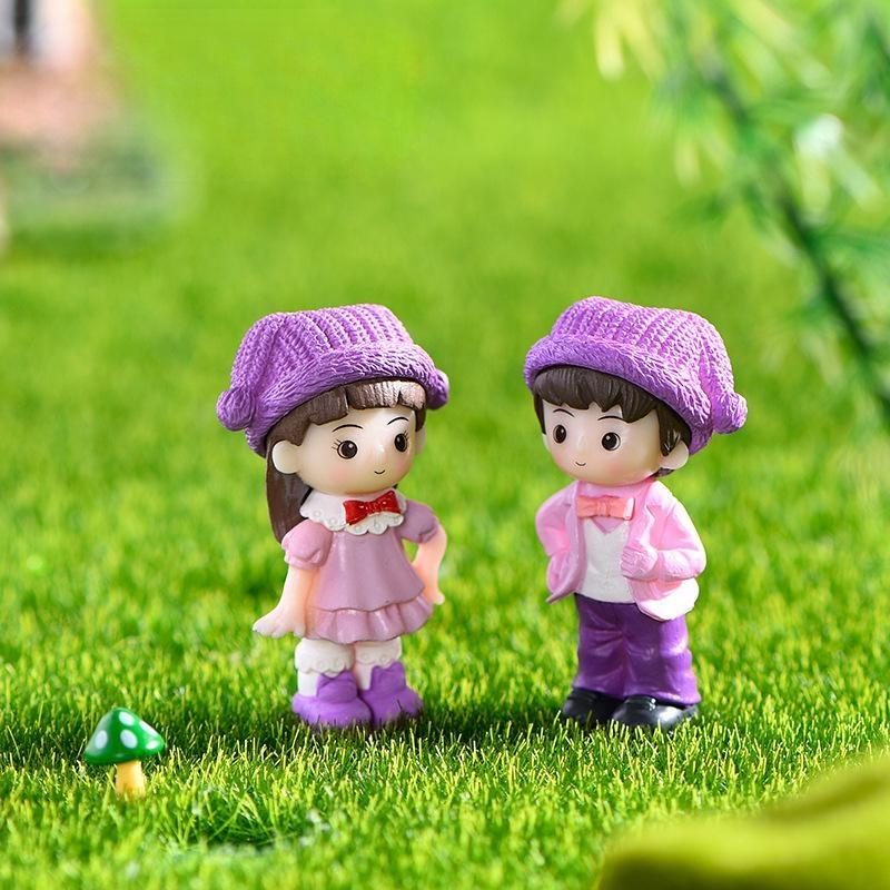 2pcs Hat Girl Boy Lovers Figurines Wedding Doll Ornament Miniatures Couple Cake Decor Dollhouse Home Decoration Mini Craft Picture from Fairy Garden Supplies 2Pcs Hat Girl Boy Lovers Figurines Wedding Doll Ornament Miniatures Couple Cake Decor Dollhouse Home Decoration Mini Craft Image From Fairy Garden Supplies