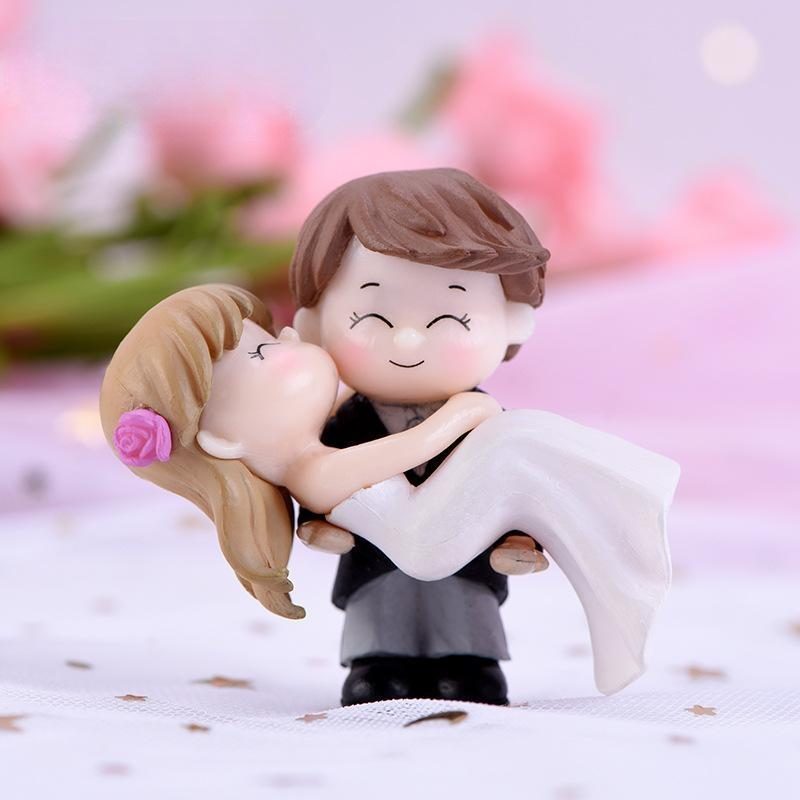 2 Pieces Bride Groom Wedding Gift Cute Marriage Couple Doll Sweet Ornament Small Statue Figurine Crafts Home Decoration Photo from Fairy Garden Supplies 2 Pieces Bride Groom Wedding Gift Cute Marriage Couple Doll Sweet Ornament Small Statue Figurine Crafts Home Decoration Picture From Fairy Garden Supplies