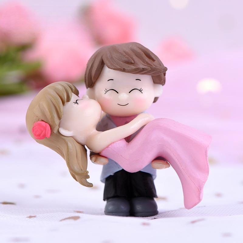 2 Pieces Bride Groom Wedding Gift Cute Marriage Couple Doll Sweet Ornament Small Statue Figurine Crafts Home Decoration Picture From Fairy Garden Supplies