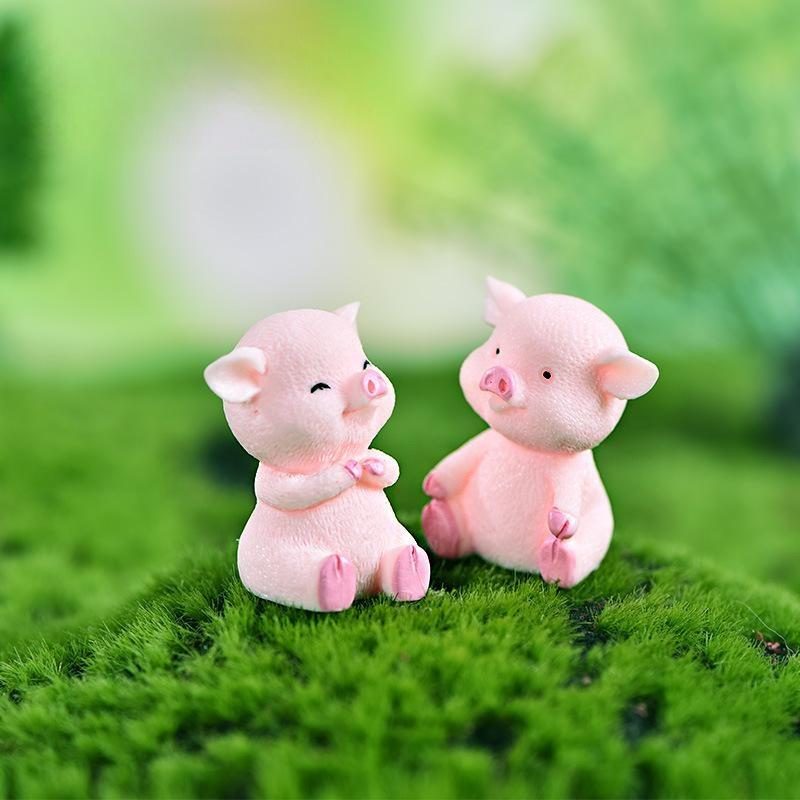 1 Piece Cartoon Pink Pig Naughty Pigs Animal Doll Toy Model Statue Figurine Ornament Miniatures Home Photo from Fairy Garden Supplies 1 Piece Cartoon Pink Pig Naughty Pigs Animal Doll Toy Model Statue Figurine Ornament Miniatures Home Picture From Fairy Garden Supplies